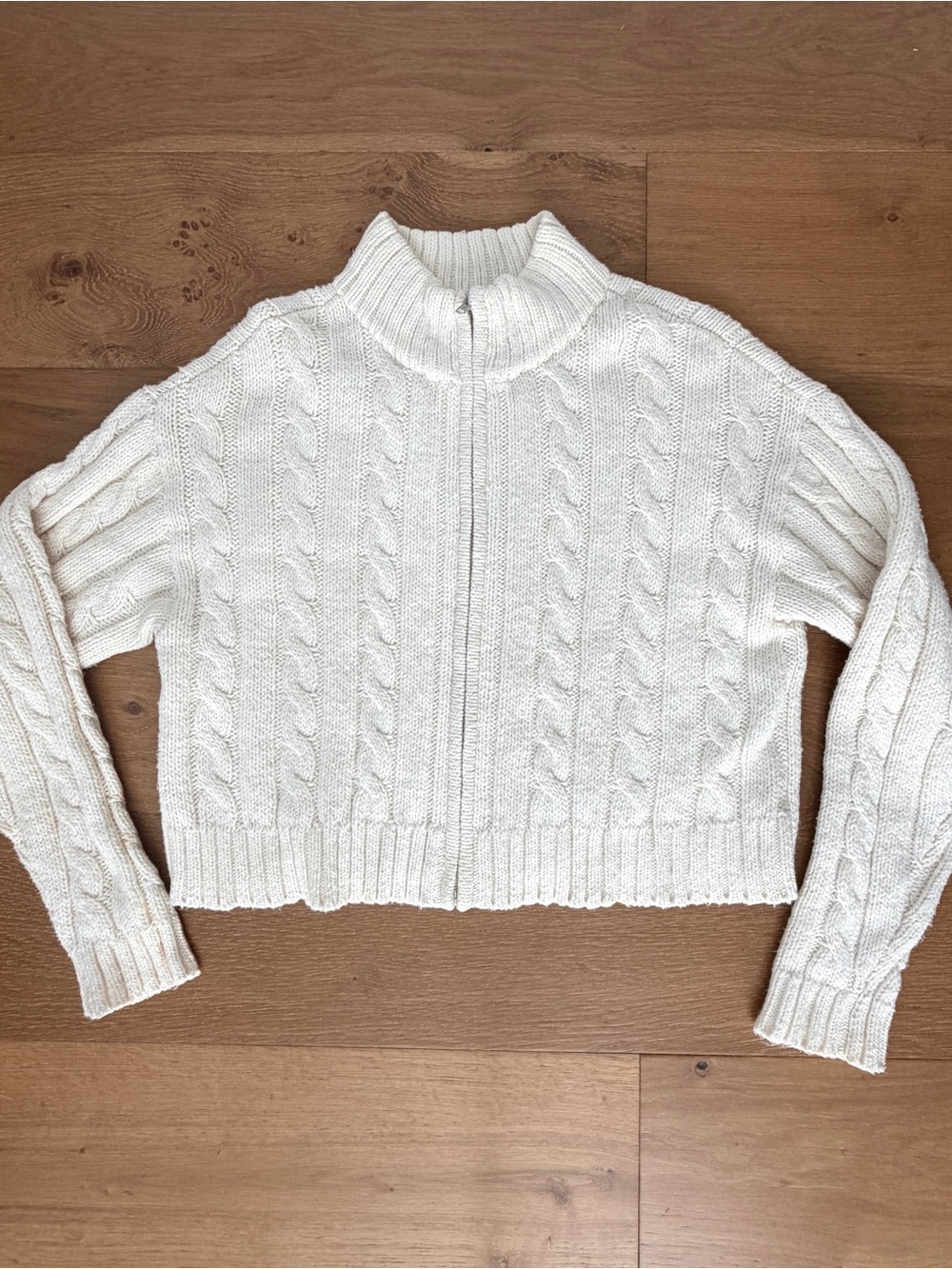 CAbi Cable Knit Full Zip Mock Neck Sweater Cardigan Cream Medium Chunky Coastal